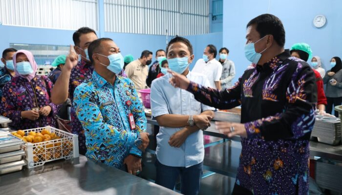 Bupati Tangerang Tinjau Dapur MBG Yayasan Amal Salam Pancasila