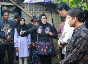 Wabup Intan Tinjau RUTILAHU di Desa Patrasana Kec, Kresek