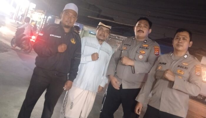 Personil Polsek Kronjo Kawal Haul ke-67 Syekh Abdul Qodir Al-Jaelani