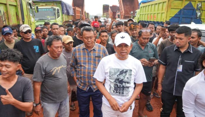 Gubernur Jabar KDM Larang Truk ODOL Beroperasi Mulai 2 Januari 2026