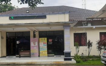 Keterangan : (Kantor Desa Daon, kecamatan Rajeg, Kab. Tangerang)