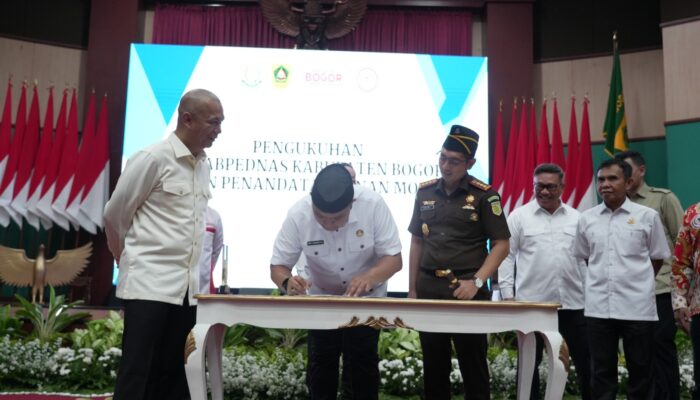 Bupati Bogor Hadiri Pengukuhan DPC ABPEDNAS, Tekankan Sinergi BPD dan Pemerintah Desa