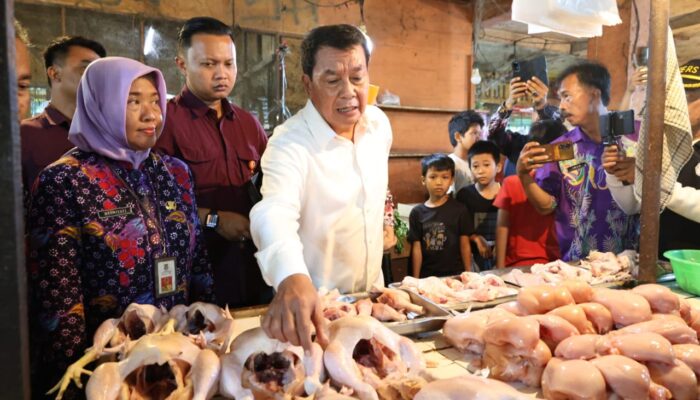Jelang Nataru, Bupati Tangerang Pastikan Harga dan Stok Bahan Pokok Aman