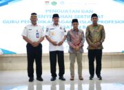 Bupati Tangerang Serahkan Sertifikat Guru PAI Profesional Batch 1 Tahun 2025
