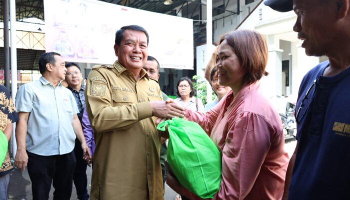 Pemkab Tangerang Gelar GPM, Salurkan 1.000 Paket Sembako Jelang Natal dan Tahun Baru