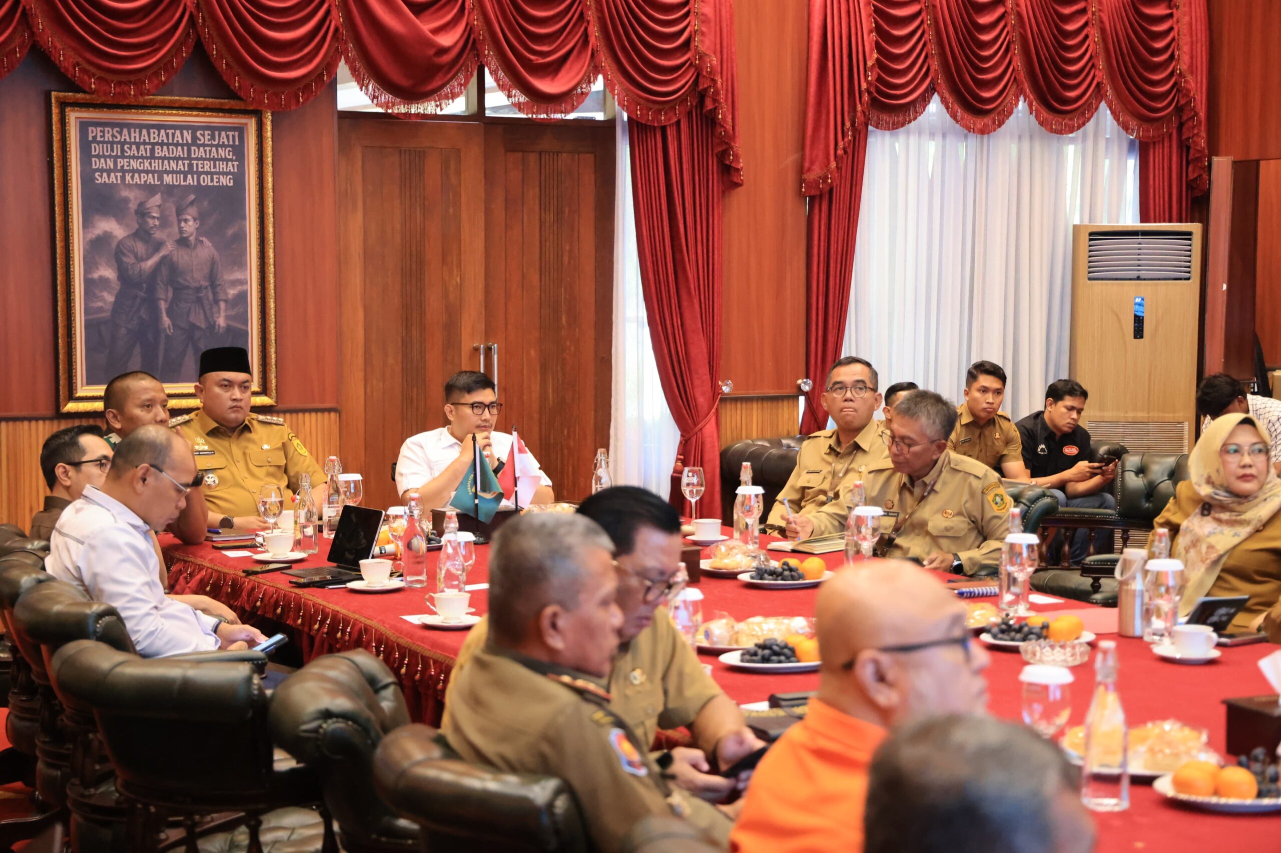 file 1764631266735 25e8721e b1d8 4dcf 8350 517a2ab8c26c scaled