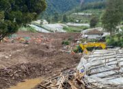 Hari Ketujuh Pencarian Longsor Pasirlangu, Basarnas Tambah Excavator, Cuaca Lebih Mendukung