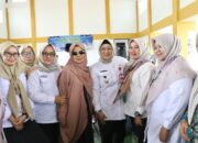 Pengajian Ulama dan Umaro, Wabup Intan Resmikan Gedung Serbaguna Bantar Panjang