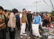 Korve Massal di Kalimalang, Plt Bupati Bekasi dan Menteri LH Tegaskan Sanksi Tegas Buang Sampah Sembarangan