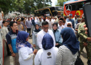 Gubernur Banten Lepas 990 Pemudik Gratis, 22 Bus Diberangkatkan dari Serang