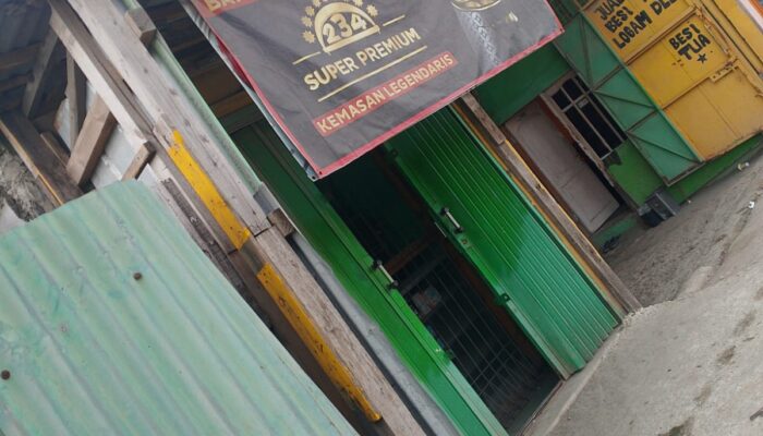Kios di Karawang Diduga Menjual Obat Golongan G Secara Bebas