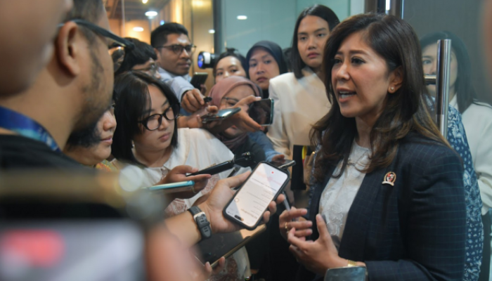 Menkomdigi Minta Publik Hentikan Penyebaran Video Kecelakaan KRL dan KA Argo Bromo Anggrek