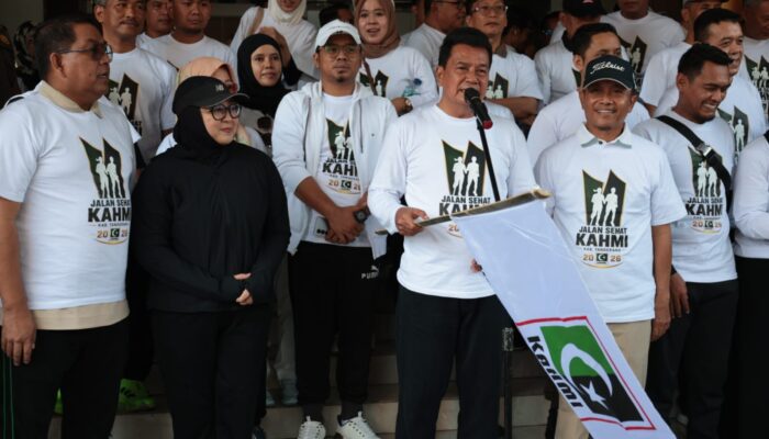 Bupati Tangerang Lepas Jalan Santai KAHMI, Perkuat Kolaborasi Pendidikan dengan UICI