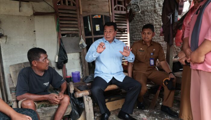 Bupati Tangerang Tinjau RTLH Milik Warga Jayanti, Rumah Baru Herman Segera Dibangun