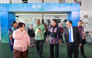 Bupati Maesyal Rasyid Lepas Siswa Sekolah Genius, Apresiasi Pendidikan bagi Anak Indonesia Timur