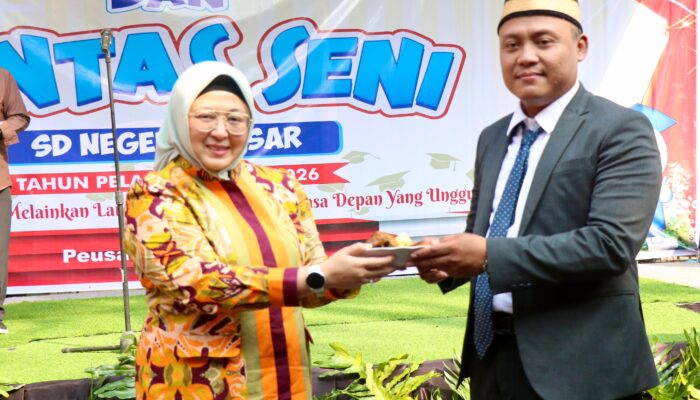 Wabup Tangerang Hadiri Purnawiyata SDN Peusar, Dorong Pengembangan Bakat dan Karakter Siswa