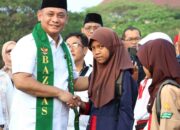 Peringati Tahun Baru Islam 1448 H, Pemkab Bekasi dan Baznas Salurkan Bantuan Pendidikan Rp2,76 Miliar untuk 4.140 Siswa