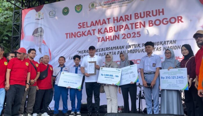 Bupati Bogor Perkuat Universal Coverage Jamsostek, Puluhan Ribu Pekerja Rentan dan Marbot Terlindungi BPJS Ketenagakerjaan