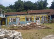 Kepala SMPS Mujahidin Diduga Hindari Konfirmasi Wartawan Terkait Program Revitalisasi Sekolah