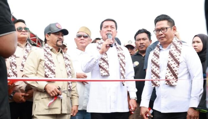Bupati Maesyal Rasyid Buka Pesta Nelayan Surya Bahari, Dorong Kesejahteraan Nelayan dan Kelestarian Laut