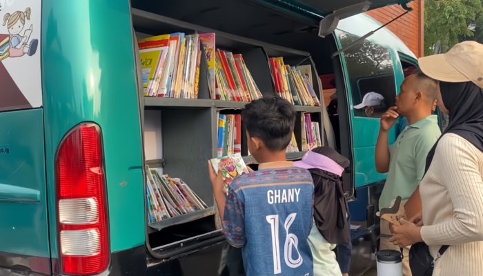 Perpustakaan Keliling Hadir di CFD Tegar Beriman, Pemkab Bogor Dorong Budaya Literasi di Ruang Publik