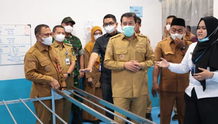 Bupati Tangerang Tinjau SPPG Parahu 2, Pastikan Program MBG Berjalan Higienis