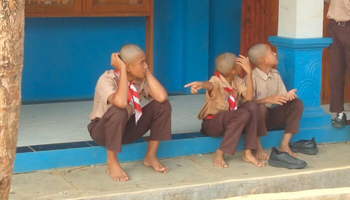 Siswa SMPN 2 Babakan Madang Dipangkas hingga Gundul, Apa Alasan dan Dasar Aturannya?